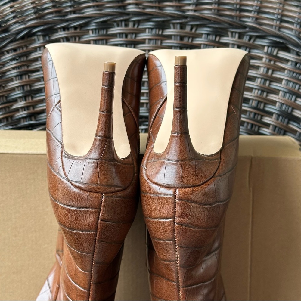 JustFab Khloy Leather Brown Tall Heeled Boots 9 - Picture 8 of 12